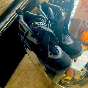 Black Jordan 8s